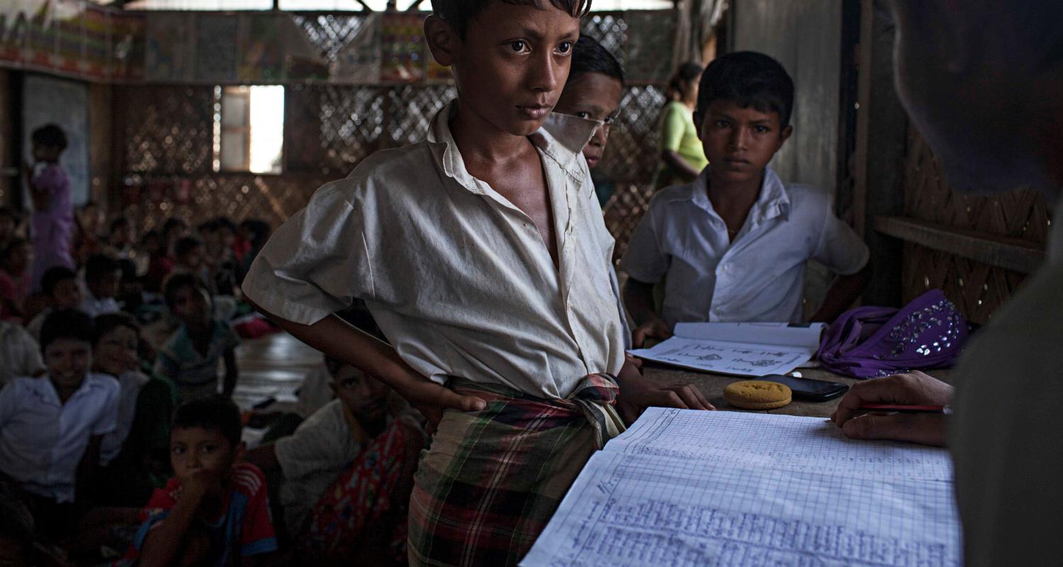 Rohingya children in an internally displaced persons camp in Myanmar, 2016 (Photo: Getty Images/Lauren DeCicca)